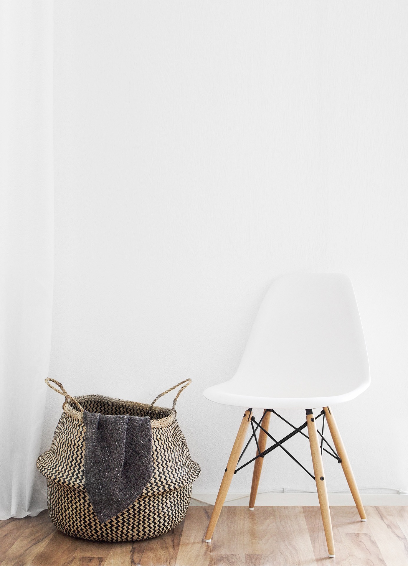 Interior minimalista y luminoso